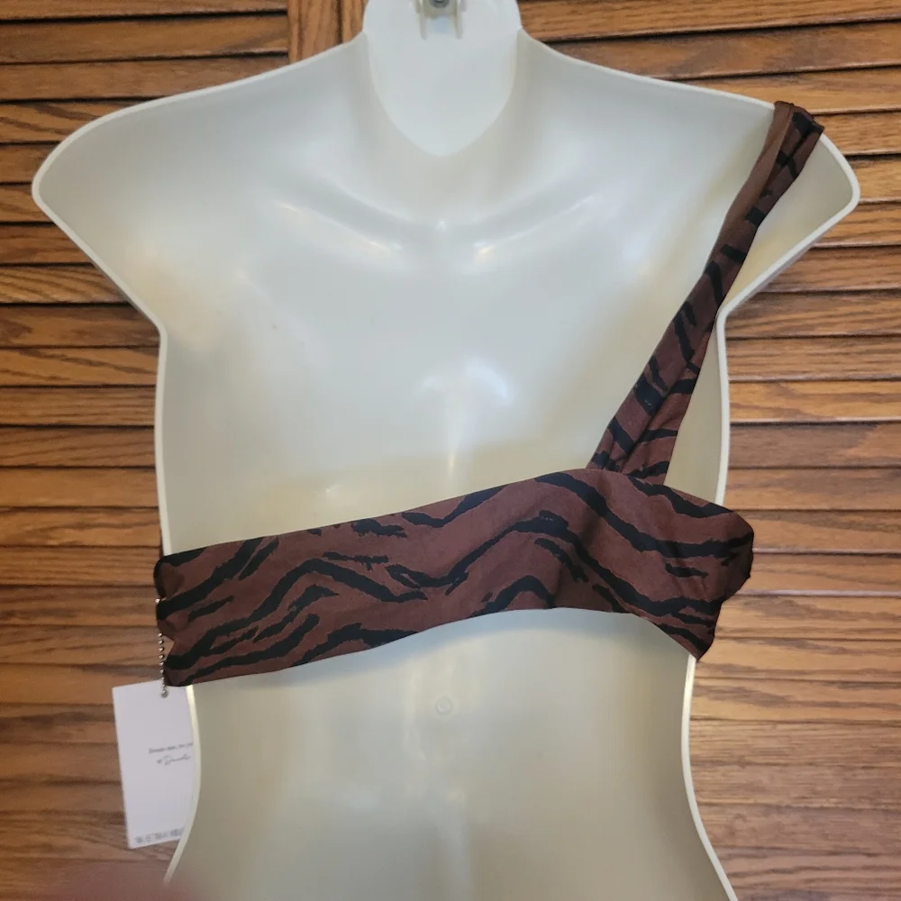 WeWoreWhat‎ NWT Asymmetrical Cross Over Top Size XL Tiger Brown
